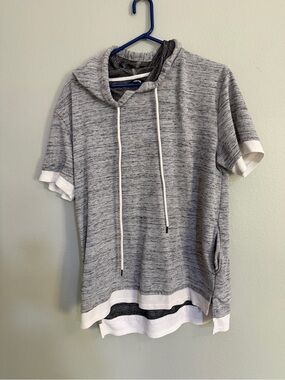 JACKSON Heather Gray Short-Sleeve Pullover Hoodie with White Trim